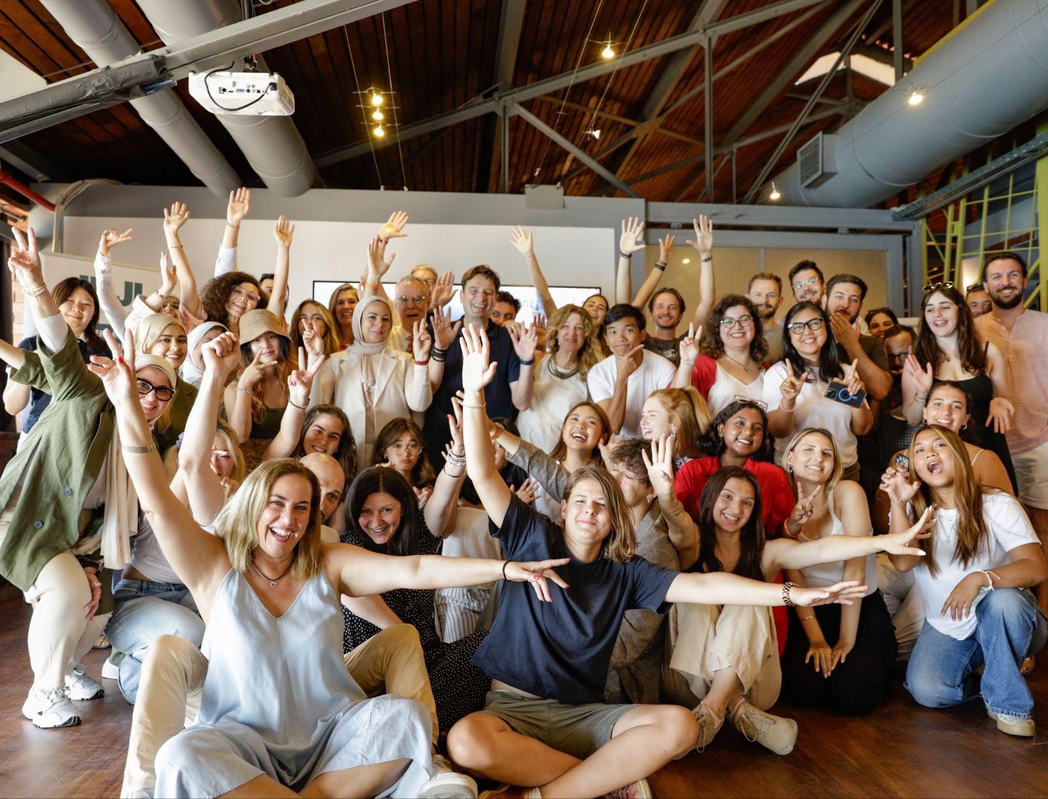 Group shot of students at a course